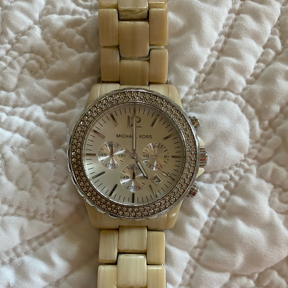 Michael Kors MK 5300 Mother of Pearl Crystal